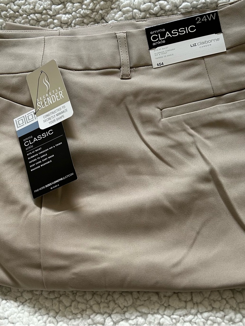 Liz Claiborne Classic Ankle Pants in Khaki - 24W - NWT